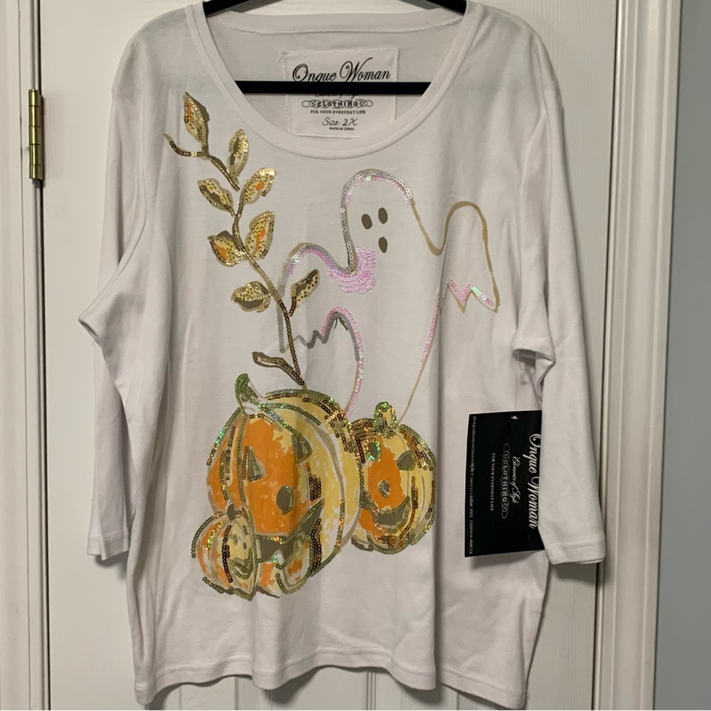 Onque Woman White Top with Sequin Ghost Design 2XL NWT Ghouls Fun